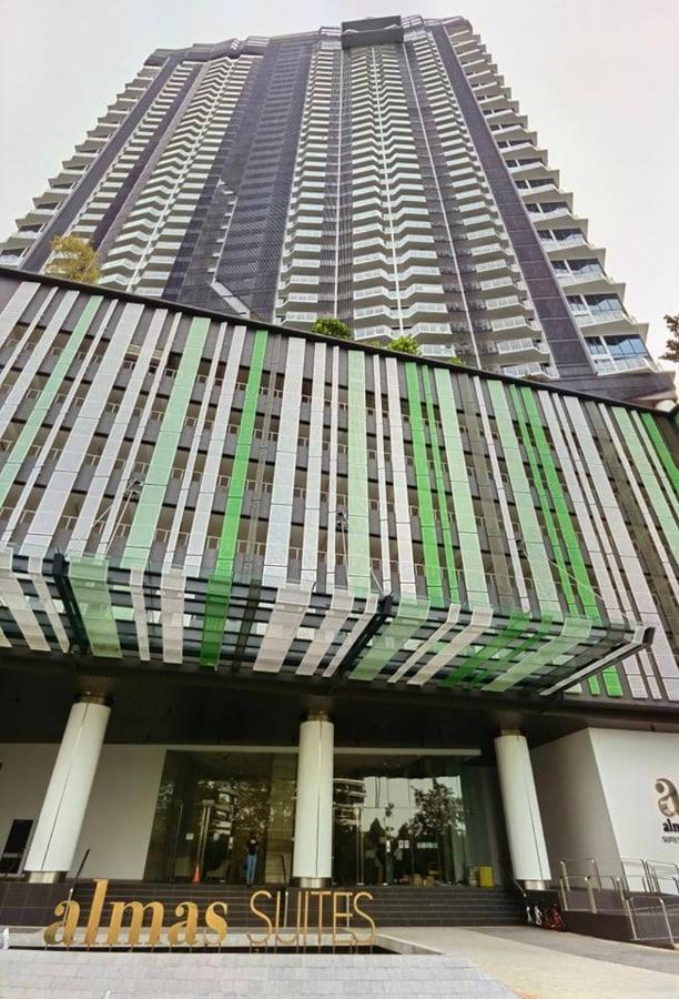 C1113 Almas Suites Galaxy Space Netflix By Stay Nusajaya  Buitenkant foto
