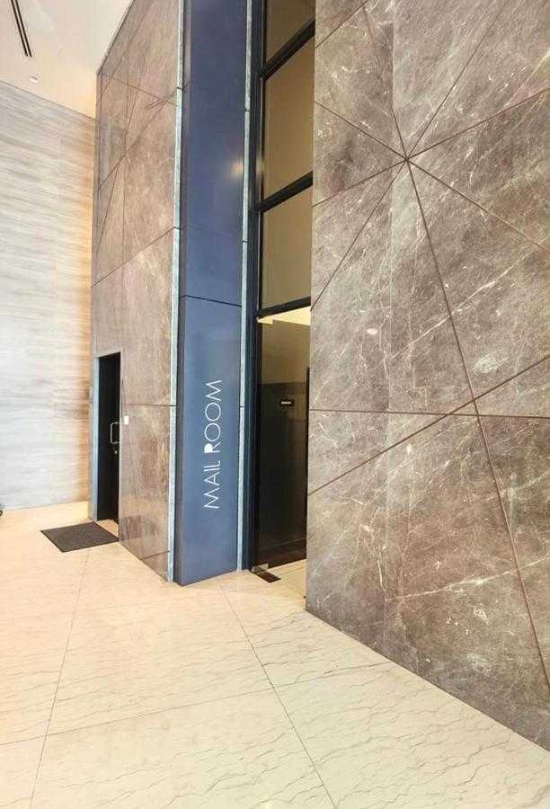 C1113 Almas Suites Galaxy Space Netflix By Stay Nusajaya  Buitenkant foto